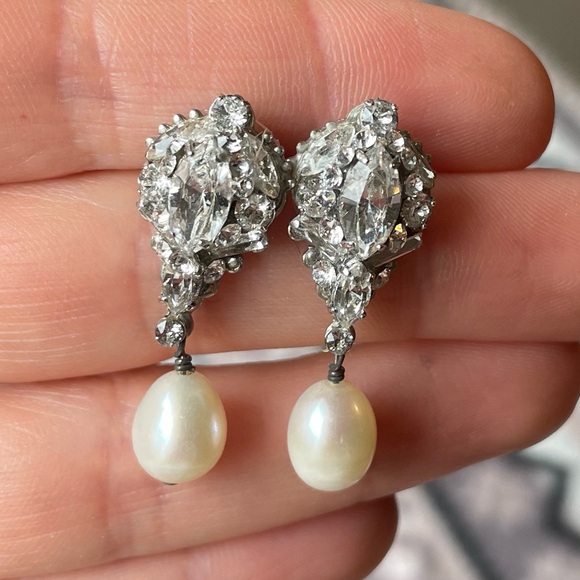 Bridal Beginnings Earrings - Picture 2 of 3
